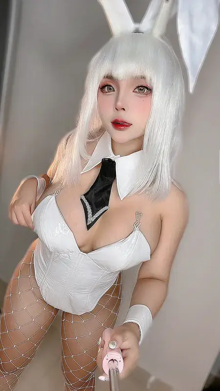 NIKKE Naughty Oil Bunny - Sayo Momo